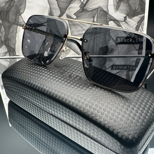 Prada 1 Puente